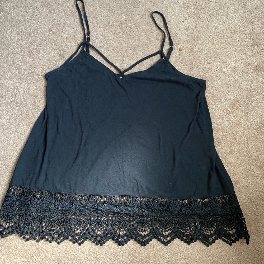 Express tank with lace